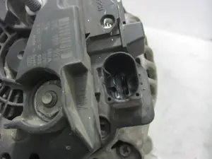 Foto de ALTERNADOR SEAT ALTEA (5P1) 1.6 TDI (105 CV / 77 KW) referencia 03L903023 foto 2