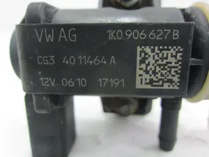 Foto de VALVULA AIRE ADICIONAL SEAT IBIZA BERLINA (6J5) referencia 1K0906627B foto 3