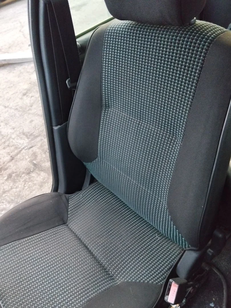 Foto de ASIENTO DELANTERO DERECHO PEUGEOT 106 (S2) 1.1 (60 CV / 44 KW)