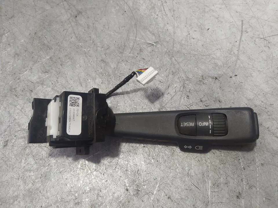 Foto de MANDO INTERMITENTES VOLVO XC60 3.0 Turbo CAT (305 CV / 224 KW) referencia 31334647