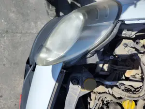 Foto de FARO DERECHO RENAULT KANGOO II (F/KW0) 1.5 dCi Diesel CAT (86 CV / 63 KW) referencia 7701068178 foto 2