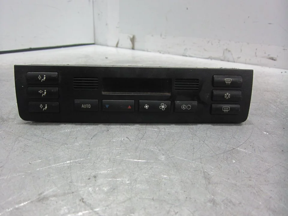 Foto de MANDO CLIMATIZADOR BMW SERIE 3 BERLINA (E46) 3.0 24V Turbodiesel CAT (184 CV / 135 KW) referencia 64116907897