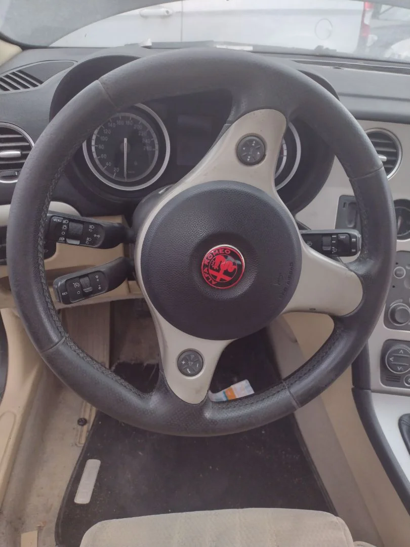 Foto de VOLANTE ALFA ROMEO 159 (140) 1.9 JTD (M) 16V CAT (150 CV / 110 KW)