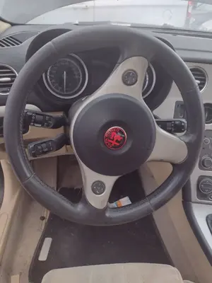 Foto de VOLANTE ALFA ROMEO 159 (140) 1.9 JTD (M) 16V CAT (150 CV / 110 KW)
