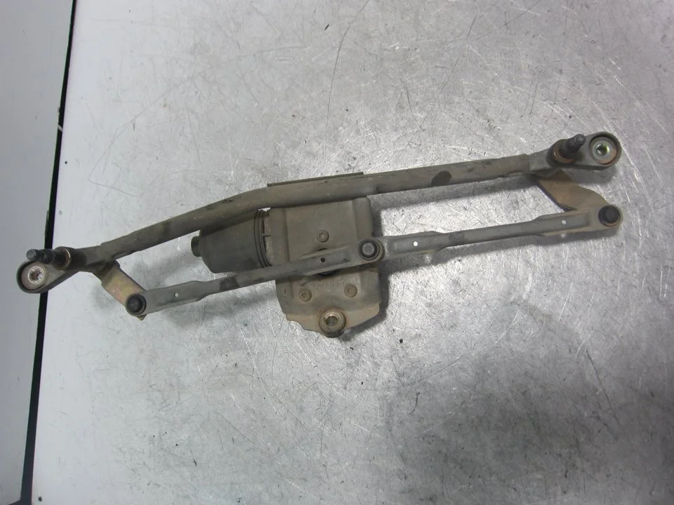 Foto de MOTOR LIMPIA DELANTERO CITROEN C5 BERLINA 2.0 HDi (109 CV / 80 KW) referencia 0390241700