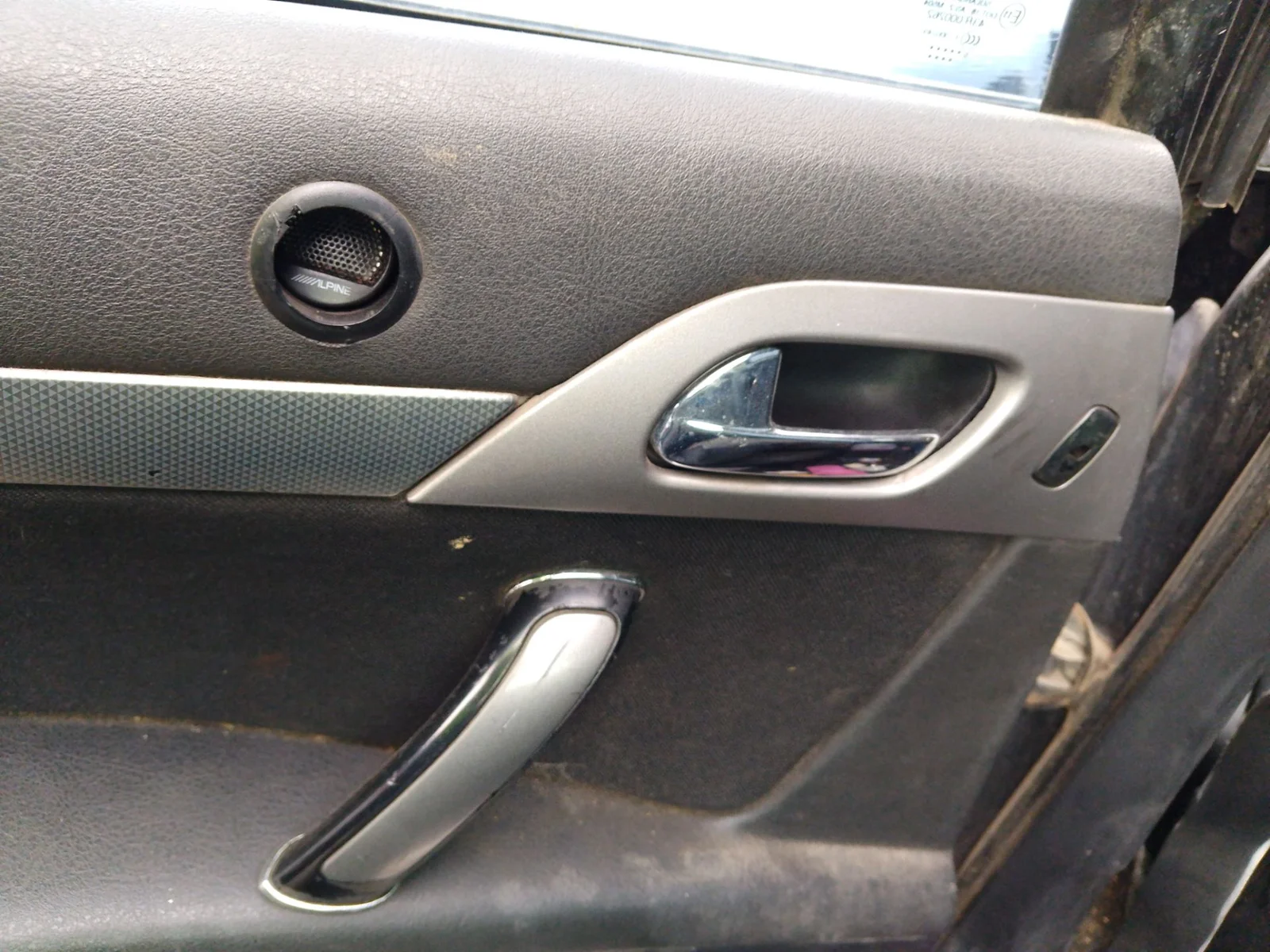 Foto de MANETA INTERIOR TRASERA IZQUIERDA PEUGEOT 407 2.0 16V HDi FAP CAT (RHR / DW10BTED4) (136 CV / 100 KW)