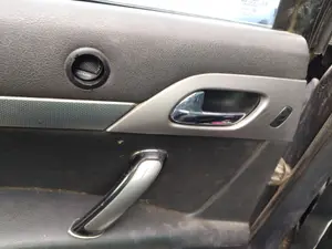 Foto de MANETA INTERIOR TRASERA IZQUIERDA PEUGEOT 407 2.0 16V HDi FAP CAT (RHR / DW10BTED4) (136 CV / 100 KW)