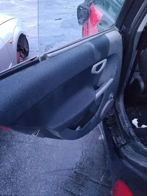 Foto de GUARNECIDO PUERTA TRASERA IZQUIERDA SMART FORFOUR 1.5 CDI CAT (68 CV / 50 KW)