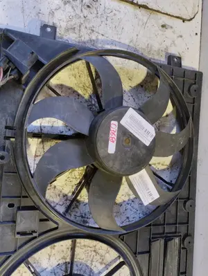 Foto de ELECTROVENTILADOR RADIADOR AIRE ACONDICIONADO VOLKSWAGEN CADDY (2K)(02.2004) 1.9 TDI (105 CV / 77 KW) referencia 1K0121207 foto 6