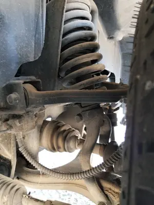 Foto de BRAZO SUSPENSION DELANTERO DERECHO SSANGYONG REXTON 2.7 Turbodiesel CAT (160 CV / 118 KW)