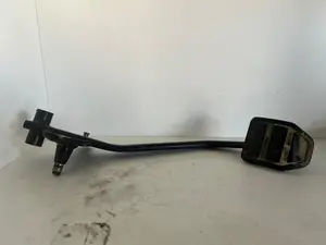 Foto de PEDAL FRENO LAND ROVER DISCOVERY 4 referencia B06FA foto 1