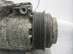 Foto de COMPRESOR AIRE ACONDICIONADO MERCEDES-BENZ CLASE 124 (BM 124) BERLINA 3.0 (188 CV / 138 KW) referencia A0002342911 foto 8