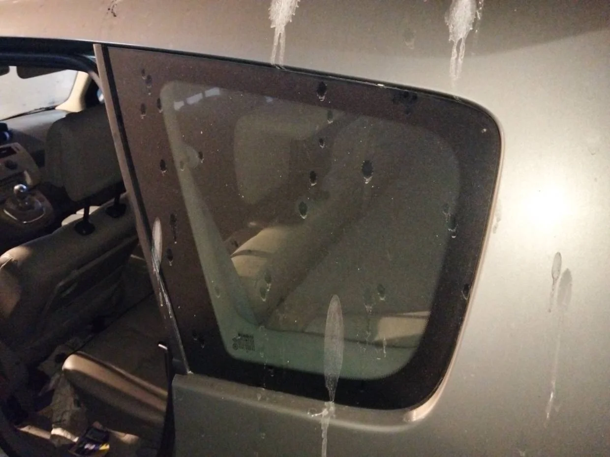 Foto de LUNA CUSTODIA TRASERA IZQUIERDA RENAULT SCENIC II (JM)