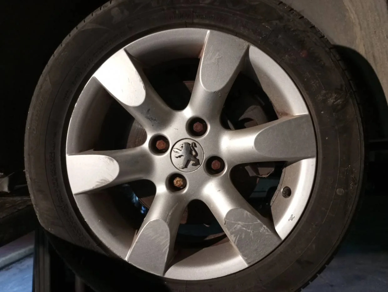 Foto de LLANTA PEUGEOT 307 CC CABRIO-COUPÉ (S2)