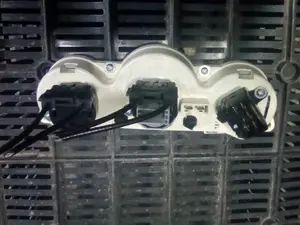 Foto de MANDO CLIMATIZADOR FORD FOCUS FAMILIAR (CAK) 1.8 TDDI Turbodiesel CAT (90 CV / 66 KW) referencia 98AB18C419 foto 2