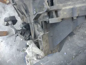 Foto de CAJA CAMBIOS FORD FOCUS BERLINA (CAP) 2.0 TDCi CAT (136 CV / 100 KW) referencia 3S7R7F096 foto 6
