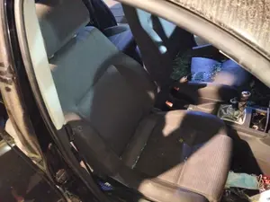 Foto de ASIENTO DELANTERO DERECHO VOLKSWAGEN POLO IV (9N1)