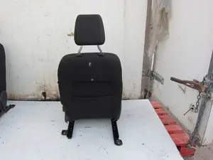 Foto de JUEGO ASIENTOS COMPLETO FORD FOCUS SPORTBREAK (CB8) 1.6 TDCi CAT (95 CV / 70 KW) foto 19