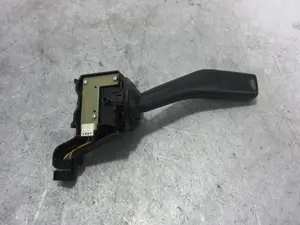 Foto de MANDO INTERMITENTES SEAT LEON (1P1) 1.9 TDI (105 CV / 77 KW) referencia 1K0953513 foto 4