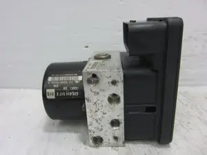 Foto de ABS AUDI A2 (8Z) 1.4 16V (75 CV / 55 KW) referencia 8Z0907379C foto 4