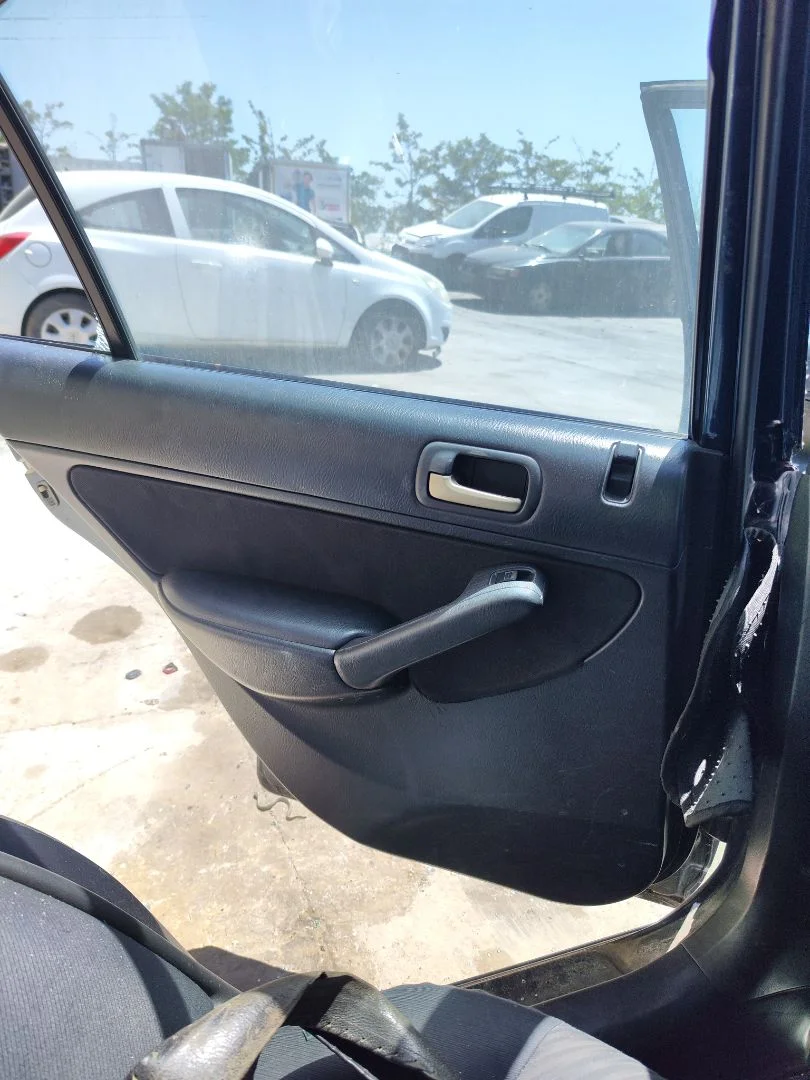 Foto de GUARNECIDO PUERTA TRASERA IZQUIERDA HONDA CIVIC AERODECK (MB/MC) 1.6 CAT (D 16 B 2) (116 CV / 85 KW)
