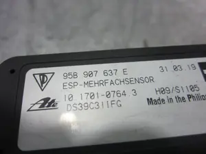 Foto de NO IDENTIFICADO PORSCHE MACAN (95BA) referencia 95B907637E foto 2
