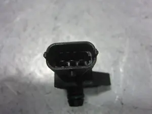 Foto de SENSOR OPEL CORSA D 1.4 16V (90 CV / 66 KW) referencia 0261230101 foto 3