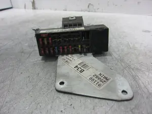 Foto de CAJA RELES / FUSIBLES HYUNDAI ACCENT (LC) 1.5 12V CAT (90 CV / 66 KW) referencia 9110025882