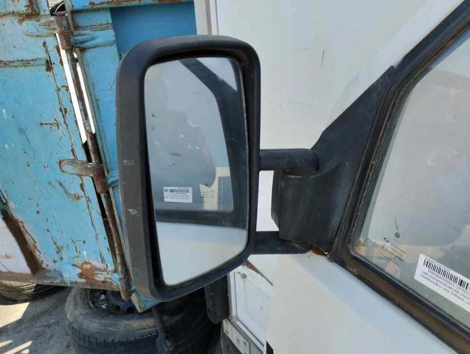 Foto de RETROVISOR IZQUIERDO VOLKSWAGEN LT FURGÓN/COMBI 2.5 TDI (102 CV / 75 KW) referencia 01384