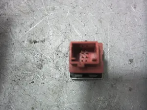 Foto de INTERRUPTOR CITROEN C4 PICASSO 1.6 16V HDi FAP (109 CV / 80 KW) referencia 96476624XT foto 4