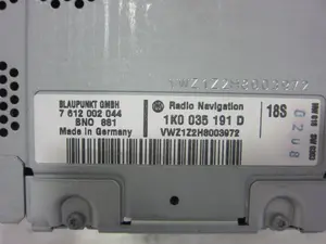 Foto de SISTEMA AUDIO / RADIO CD VOLKSWAGEN TOURAN (1T2) referencia 1K0035191 foto 5
