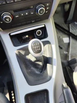 Foto de VARILLAJE CAMBIO BMW SERIE 3 BERLINA (E90) 2.0 Turbodiesel CAT (143 CV / 105 KW)