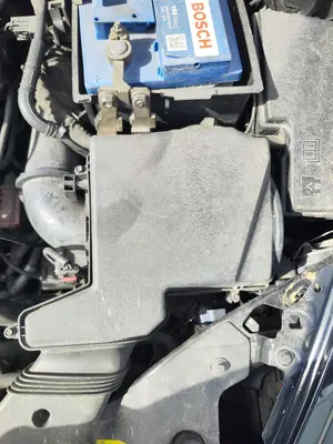 Foto de CAJA FILTRO AIRE VOLVO V50 FAMILIAR 2.0 Diesel CAT (136 CV / 100 KW) referencia 31370815