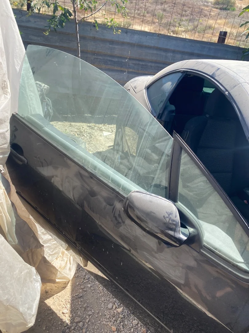 Foto de PUERTA DELANTERA DERECHA PEUGEOT 307 CC CABRIO-COUPÉ (S2) 2.0 16V HDi FAP CAT (RHR / DW10BTED4) (136 CV / 100 KW) referencia 9004Z1