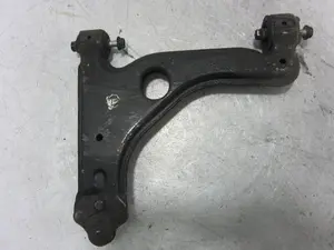 Foto de BRAZO SUSPENSION INFERIOR DELANTERO DERECHO OPEL ASTRA H BERLINA referencia 0623020017484 foto 2