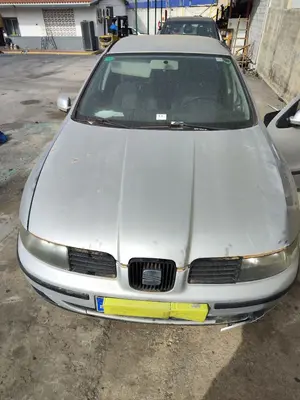 Foto de CAPO SEAT LEON (1M1) 1.6 (101 CV / 74 KW) referencia 1M0823033D foto 2