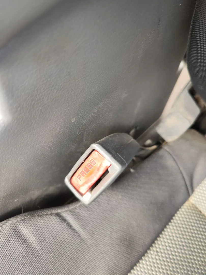 Foto de ENGANCHE CINTURON DELANTERO IZQUIERDO CHEVROLET LACETTI 1.6 CAT (109 CV / 80 KW)