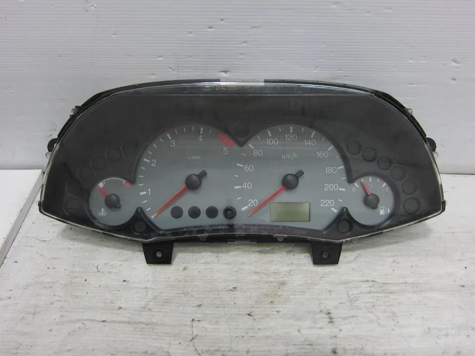 Foto de CUADRO INSTRUMENTOS FORD FOCUS BERLINA (CAK) 1.8 TDCi CAT (101 CV / 74 KW) referencia 10841