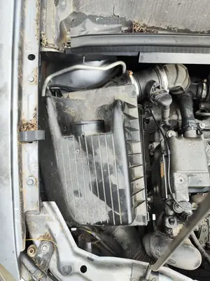 Foto de CAJA FILTRO AIRE OPEL ZAFIRA A 2.0 DTI (101 CV / 74 KW)
