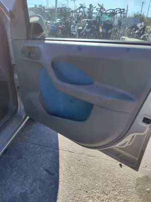 Foto de GUARNECIDO PUERTA DELANTERA DERECHA FIAT II PANDA (169) 1.2 CAT (60 CV / 44 KW)