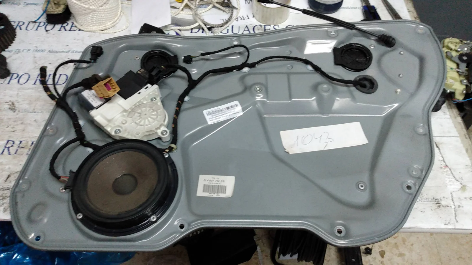 Foto de ELEVALUNAS DELANTERO DERECHO SEAT CORDOBA BERLINA (6L2) 1.9 TDI (101 CV / 74 KW) referencia 6L4837752ER