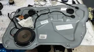 Foto de ELEVALUNAS DELANTERO DERECHO SEAT CORDOBA BERLINA (6L2) 1.9 TDI (101 CV / 74 KW) referencia 6L4837752ER