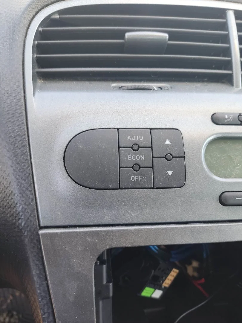 Foto de INTERRUPTOR SEAT ALTEA (5P1) 2.0 TDI (140 CV / 103 KW)