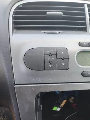 Foto de INTERRUPTOR SEAT ALTEA (5P1) 2.0 TDI (140 CV / 103 KW)