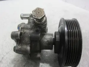 Foto de BOMBA DIRECCION VOLKSWAGEN GOLF IV BERLINA (1J1)(10.1997) referencia 1J0422154 foto 4
