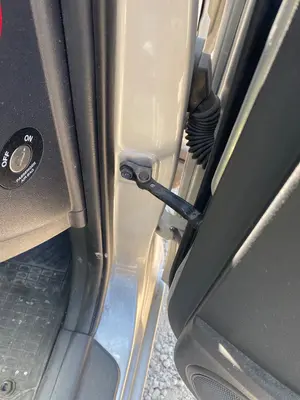 Foto de RETENEDOR PUERTA HYUNDAI I30 (FD) 1.4 CAT (109 CV / 80 KW)