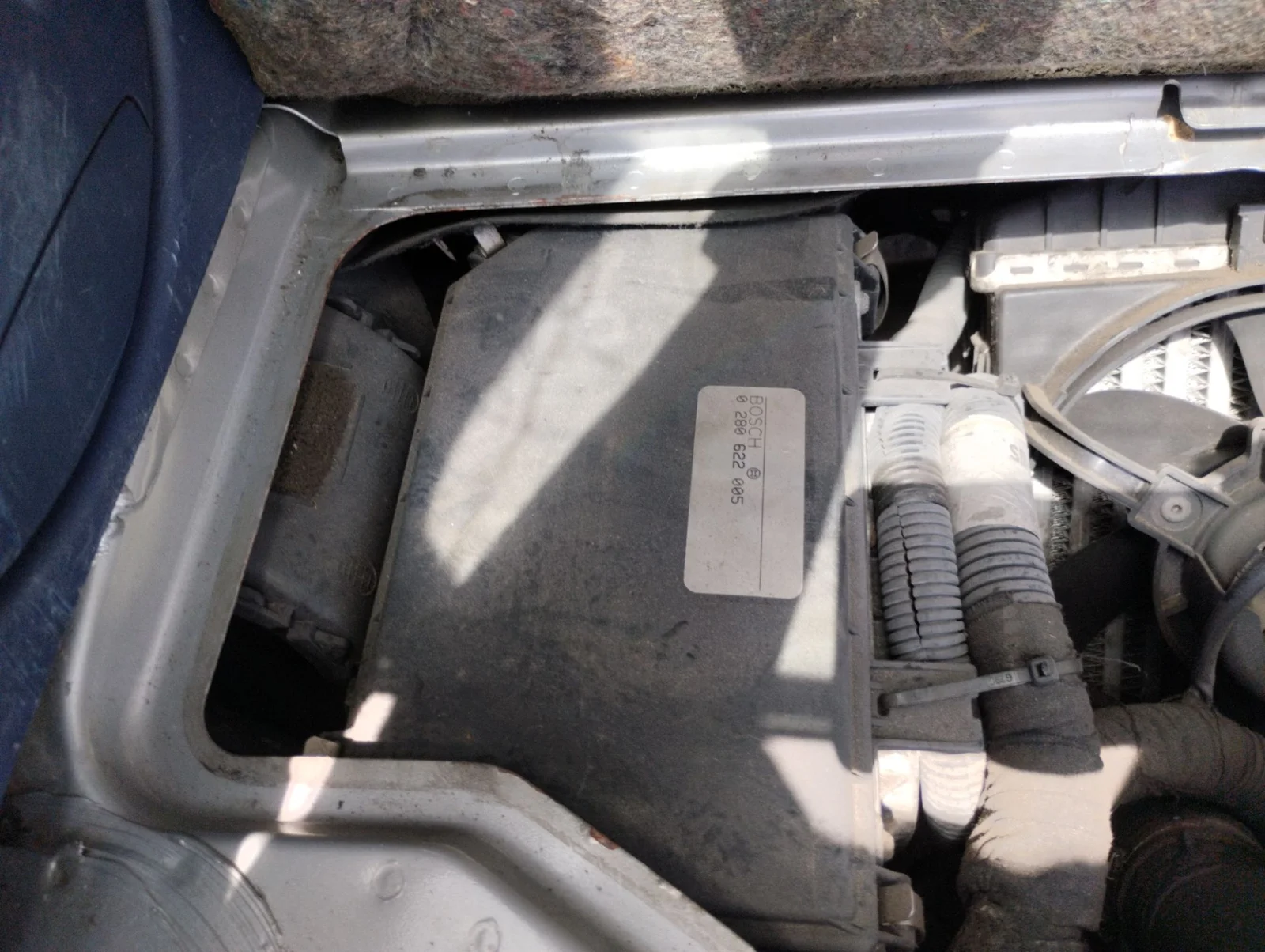 Foto de CAJA FILTRO AIRE SMART CITY-COUPE 0.6 Turbo CAT (54 CV / 40 KW) referencia 0280622005