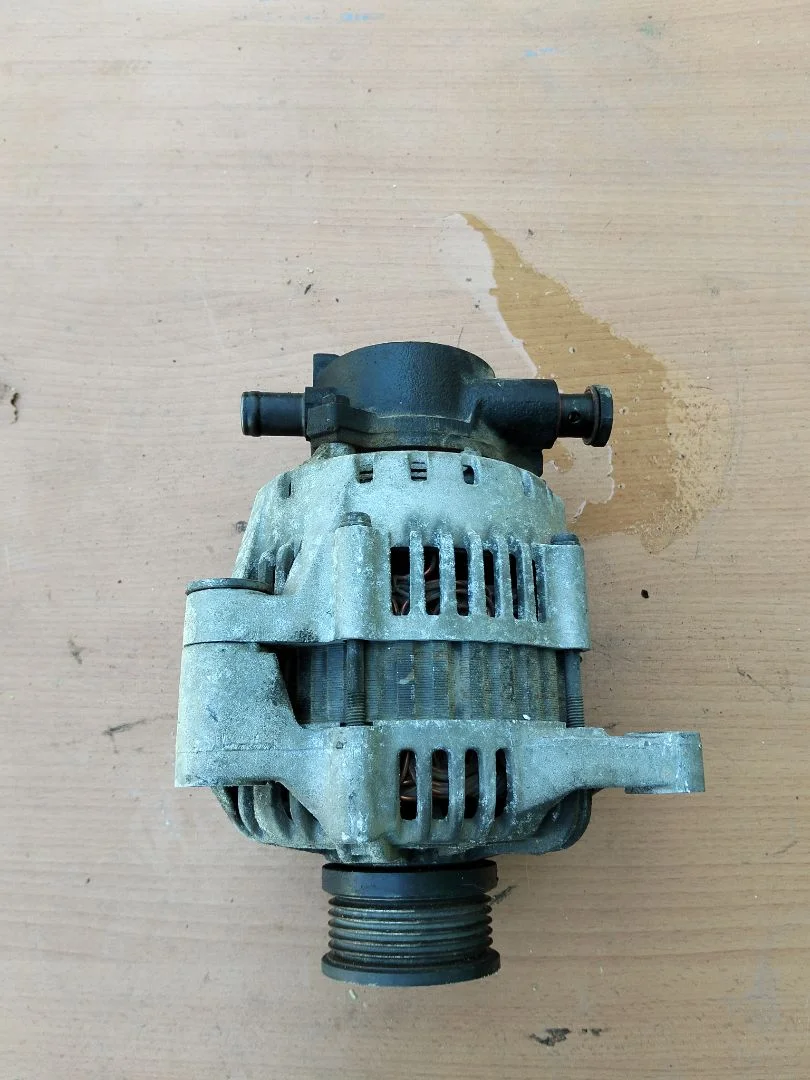 Foto de ALTERNADOR KIA CARENS (RS) 2.0 Turbodiesel CAT (113 CV / 83 KW) referencia 3730027012
