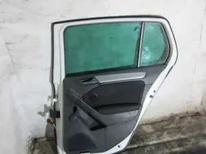 Foto de ELEVALUNAS TRASERO DERECHO VOLKSWAGEN GOLF VI (5K1)(10.2008) 1.6 TDI DPF (105 CV / 77 KW) referencia 5K4839730J