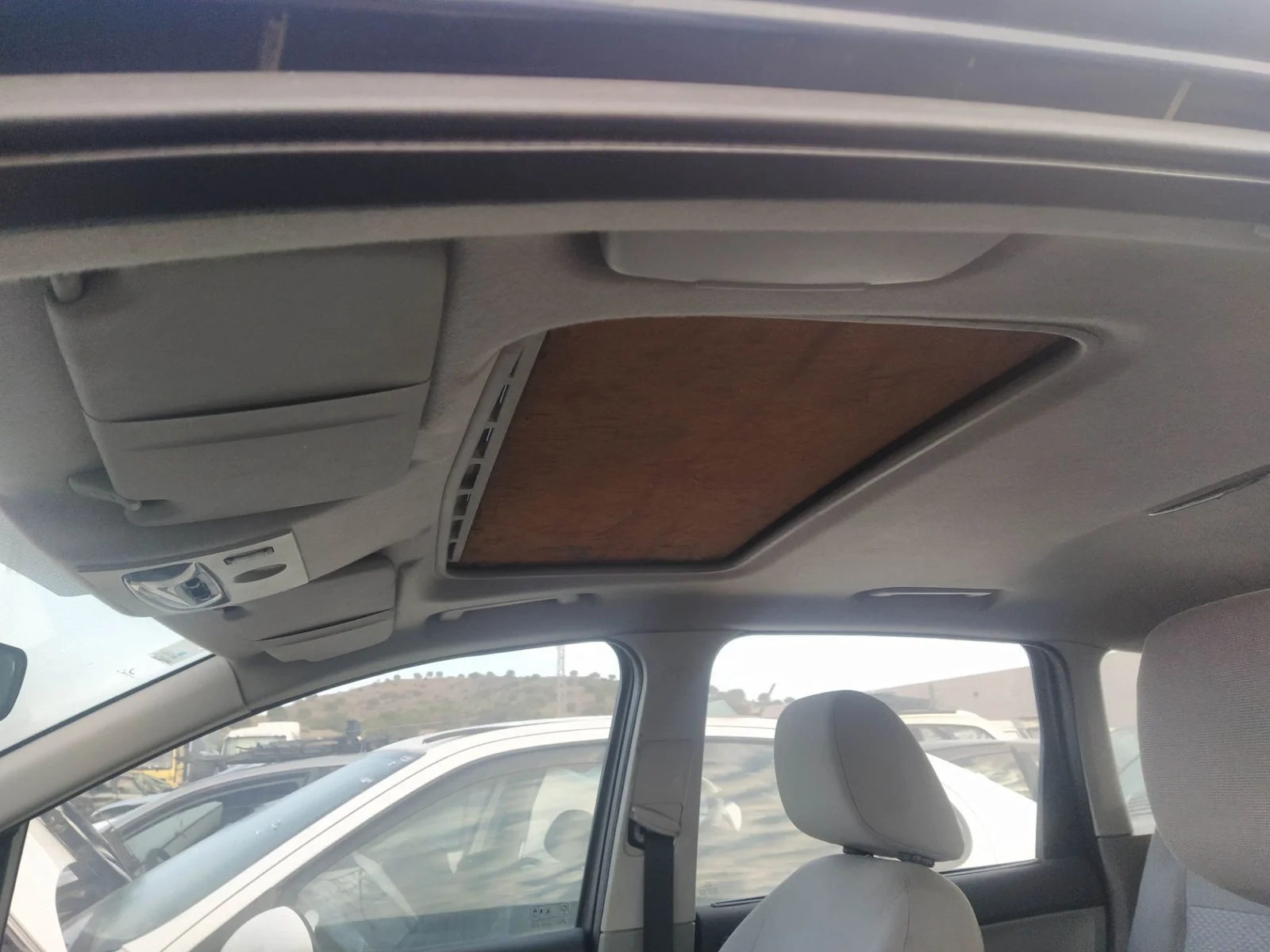 Foto de ASIDERO TECHO DELANTERO IZQUIERDO FORD FOCUS C-MAX (CAP)(2003) 1.6 TDCi CAT (109 CV / 80 KW)